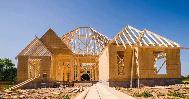 US builder confidence plunges as mortgage rates near 7% mark in August