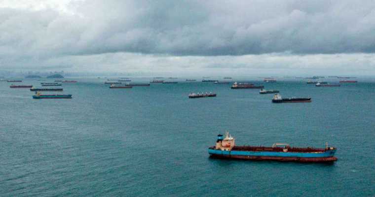 Panama Canal to extend restrictions for ship transits