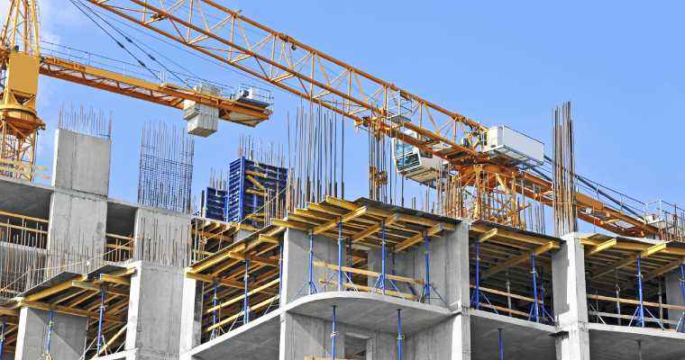 US construction spending edges up by 0.7% in June