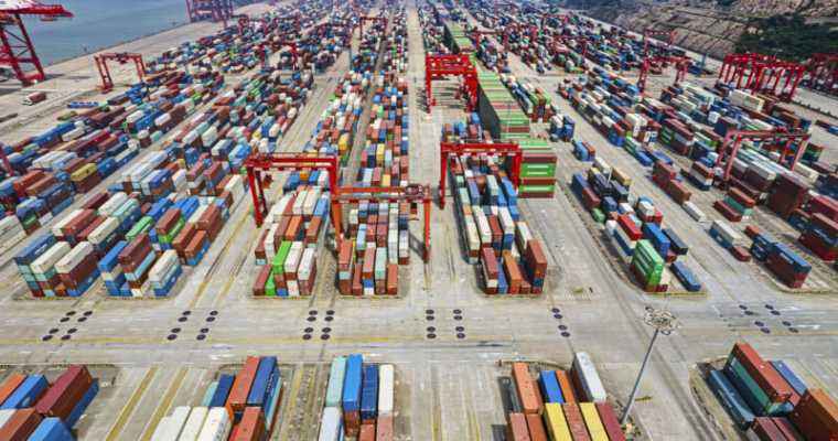 Chinese port's container volume registers solid 4.5% increase in 2023