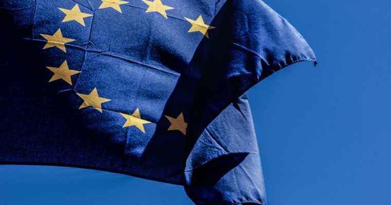 EU and Eurozone experienced a drop in economic sentiment