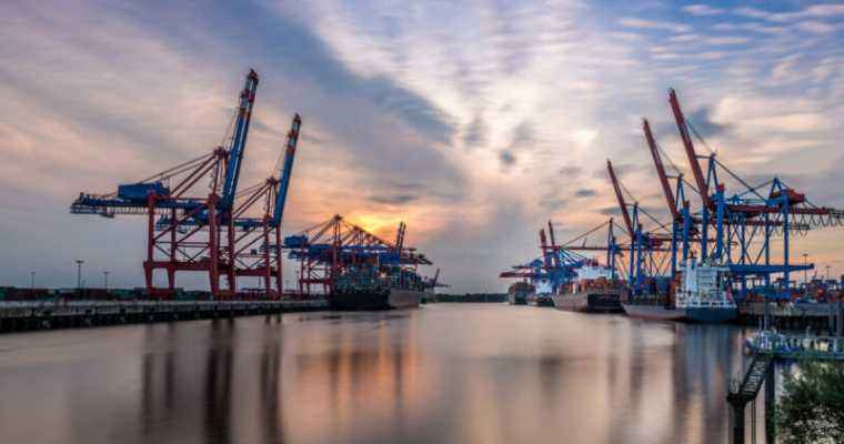 Germany's import prices see the biggest yearly drop since November 1986