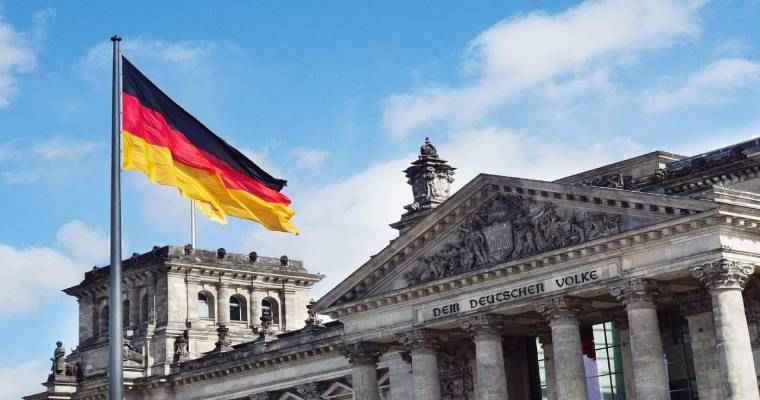 Germany faces economic contraction of 0.4% amidst inflation and trade woes