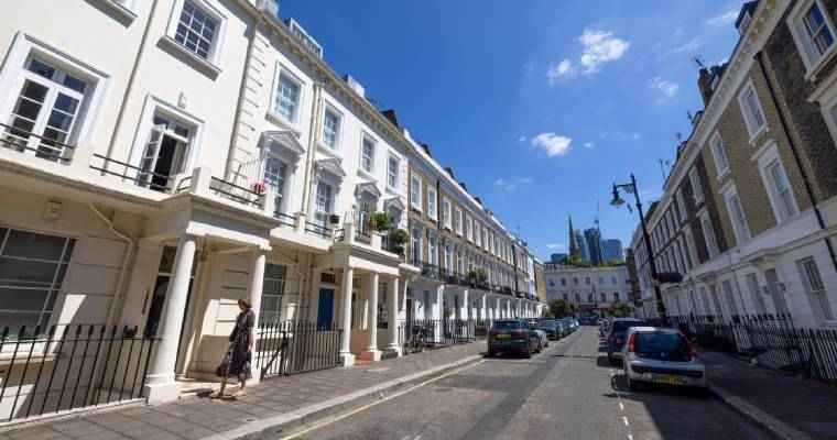 UK housing market gains ground in September with lower borrowing costs