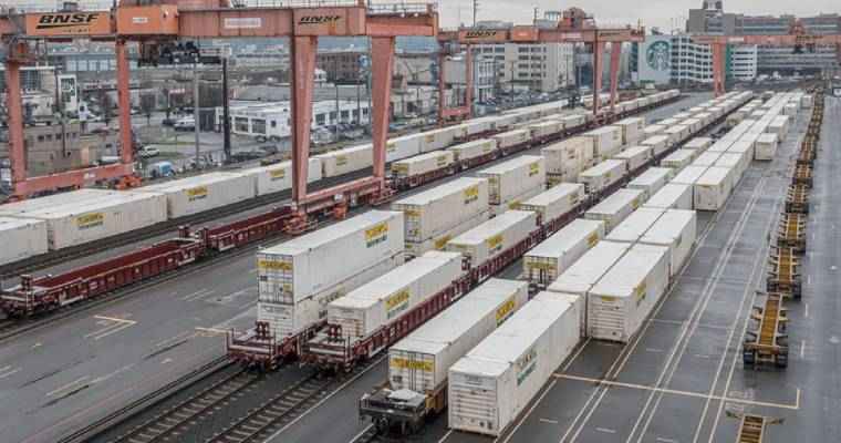 U.S. rail traffic shows a strong 3% yearly increase in the week ending October 7th