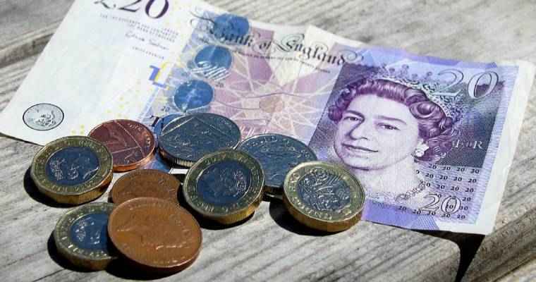 Half a million UK workers to see 10% pay hike with real living wage rise