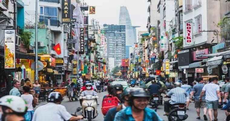 Vietnam's GDP growth expected to bounce back to 6.5% in 2024