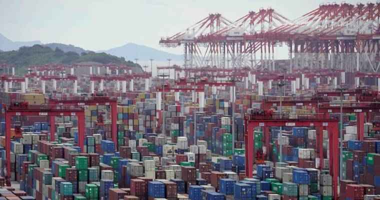 China's cargo throughput surges 10% year-on-year amid export challenges