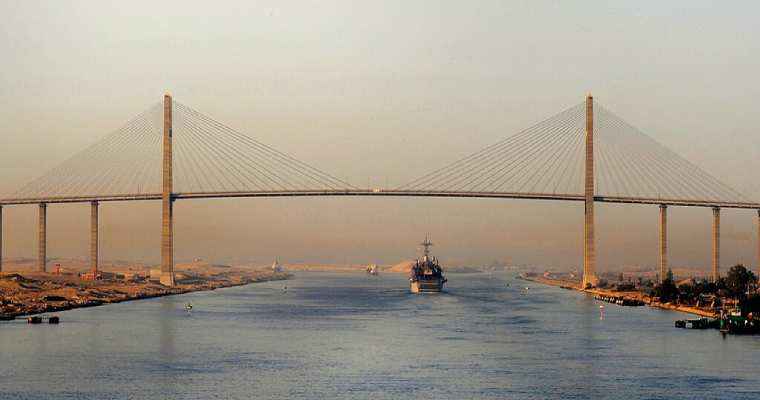 Suez Canal Authority (SCA) broadens services to aid vessels in crucial waterway