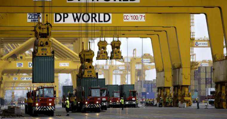 Australian dockworkers and DP World seal 4-year deal