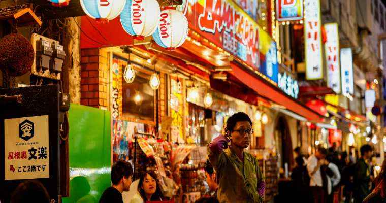 Japan lowers economic outlook in February due to slow consumer spending