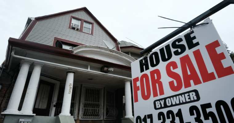 February sees a slight dip in US single-family home sales, but the yearly trend is up