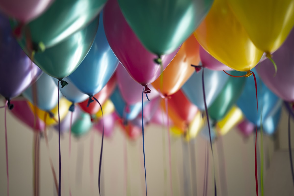 How to Collect Photos at a Birthday Party: The Complete Guide