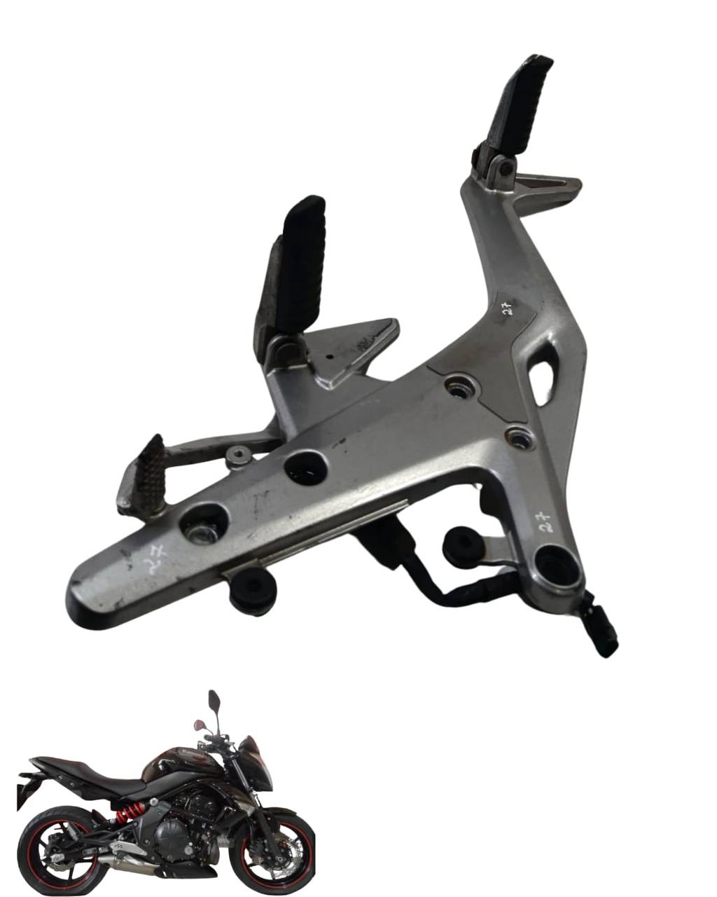 Suporte Pedaleira Direita Kawasaki Er-6n 2010 2012 9366 2
