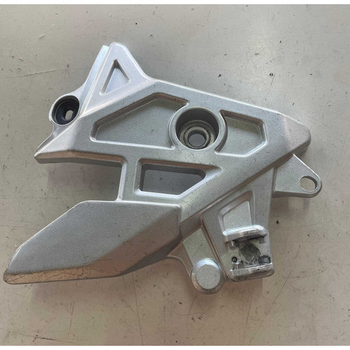Bacalhau Dianteiro Cb300f Twister 23/24 Original Prata 4
