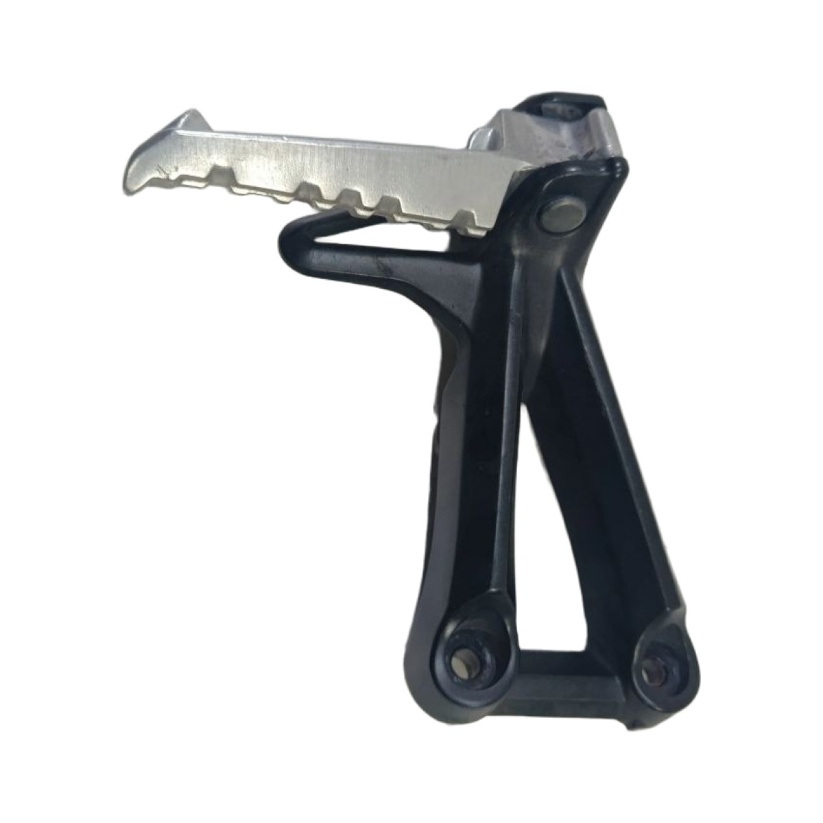 Suporte pedaleira traseira esquerda MT 09 2018 16417