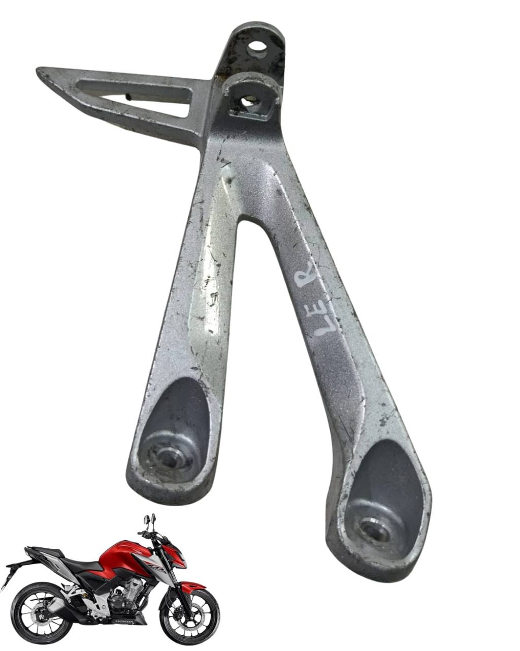 Suporte Pedaleira Esquerda Cb 300 F 2023 2025 9195 4