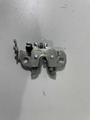 Trava do banco Yamaha Neo 2023 original -949 5