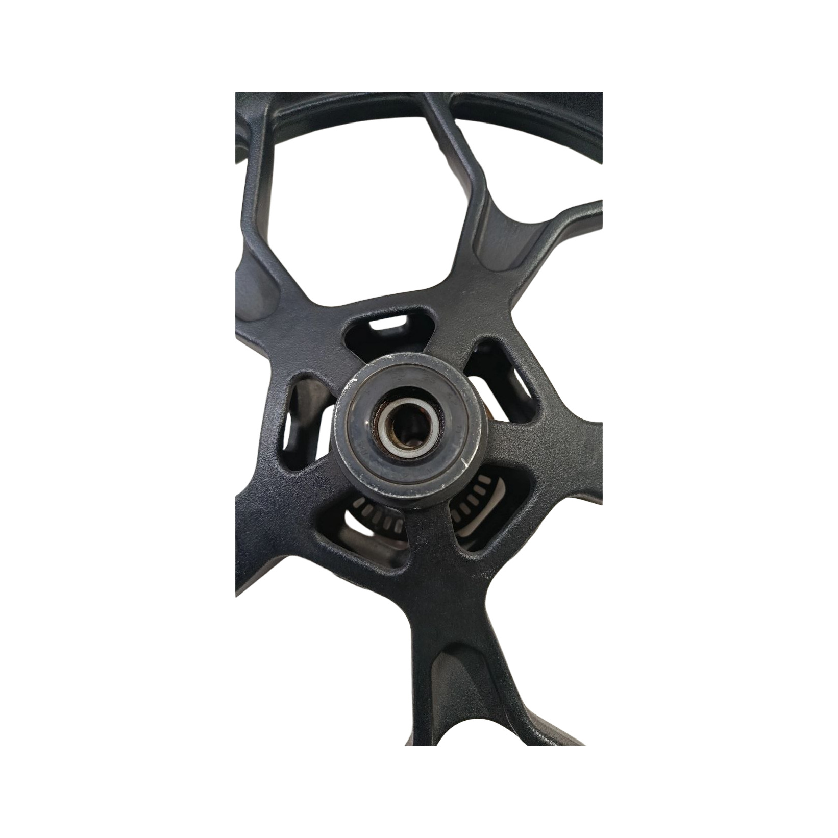 Roda dianteira R3 2020 15666 3