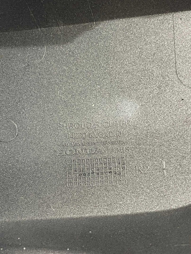 Aba De Tanque Lado Direito Honda Fan 2020 Prata Usado -768 5