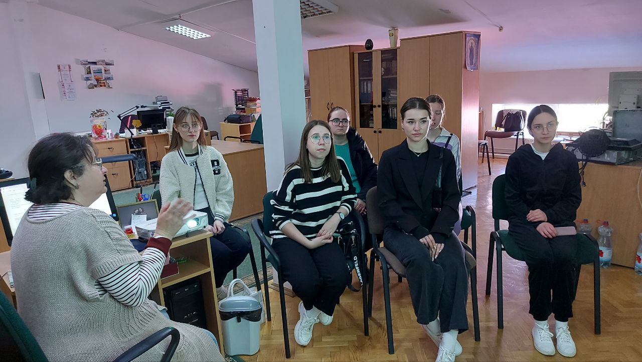 бібліотека