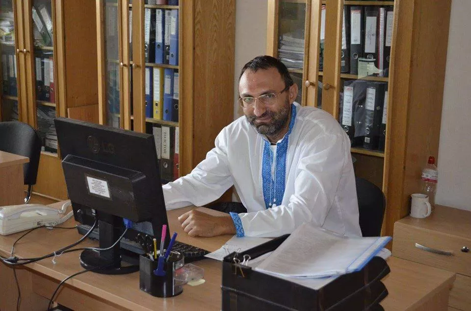 The Head of the Consular Department of Ukraine in the Netherlands, our Faculty of International Relations graduate, Yurii Karpuk, congratulates Lesya Ukrainka University on its anniversary.