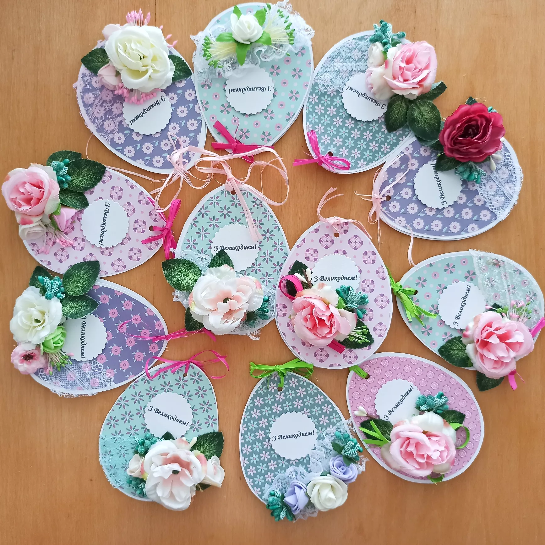 Студенти факультету хімії, екології та фармації створили великодні листівки для захисників на передовій