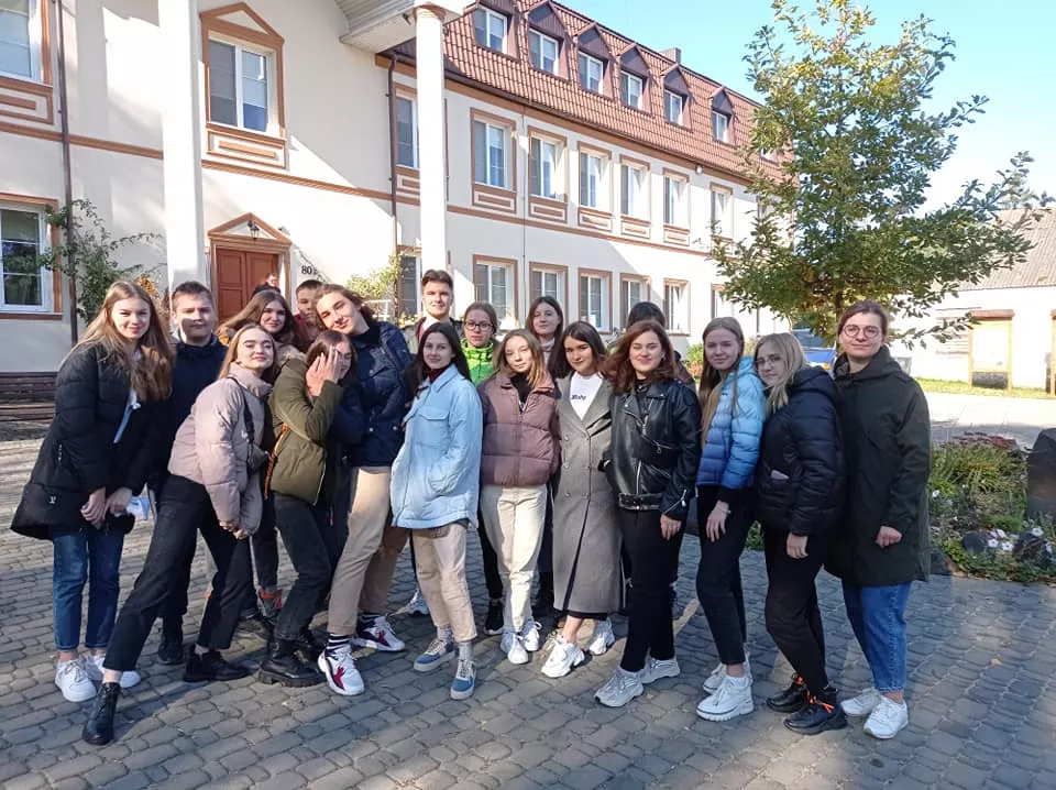 Лекції професорів Гуманітарно-природничого університету імені Яна Длугоша для студентів-полоністів