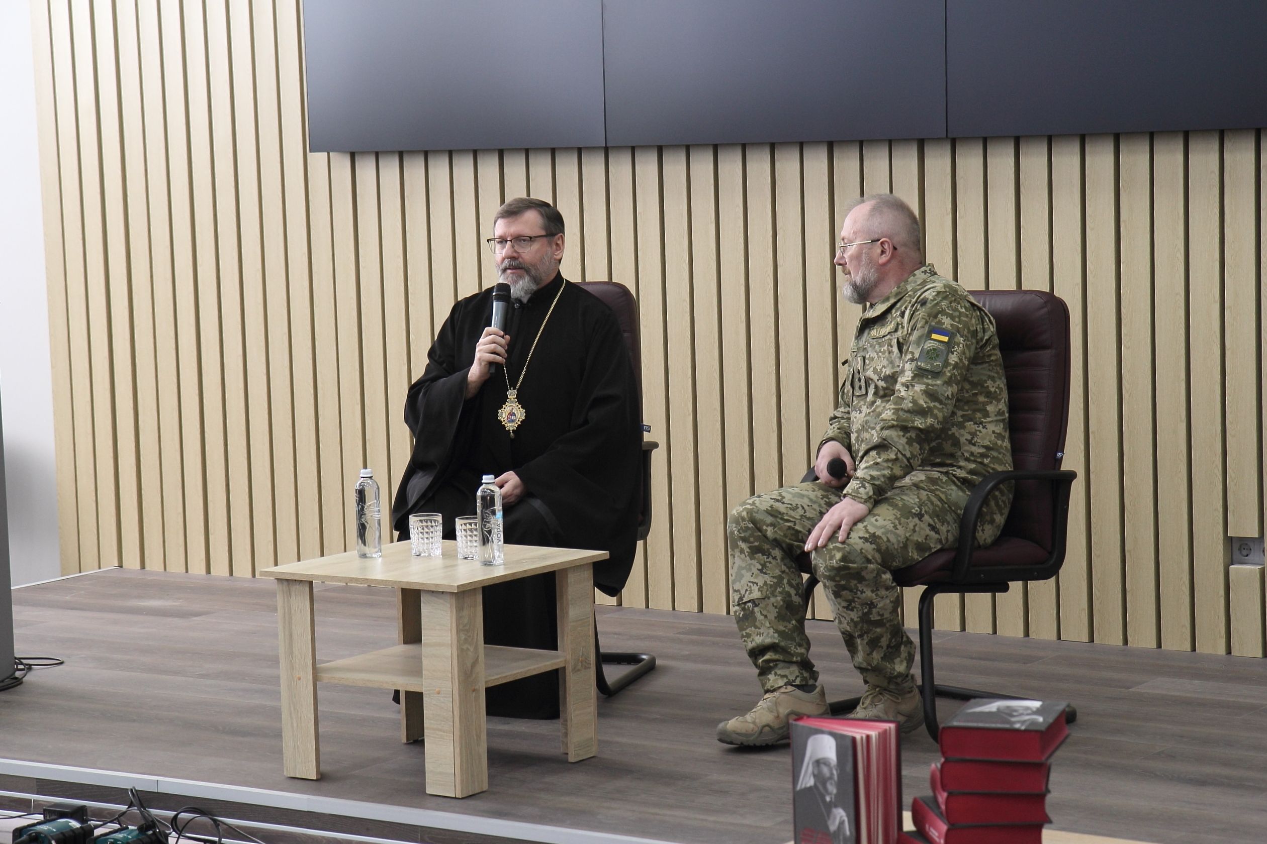 Святослав Шевчук та Сергій Годлевський