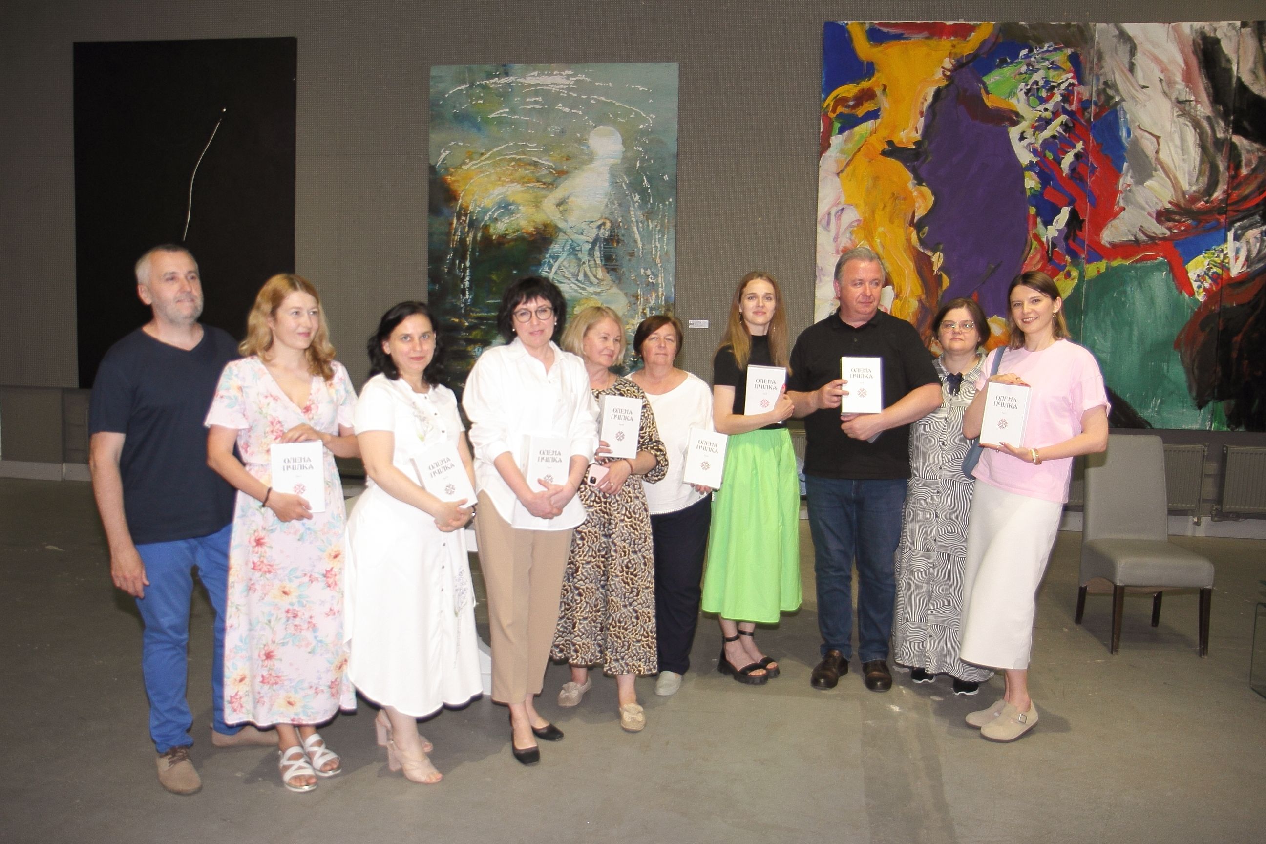 Презентація Зібрання творів Олени Пчілки у 12 томах