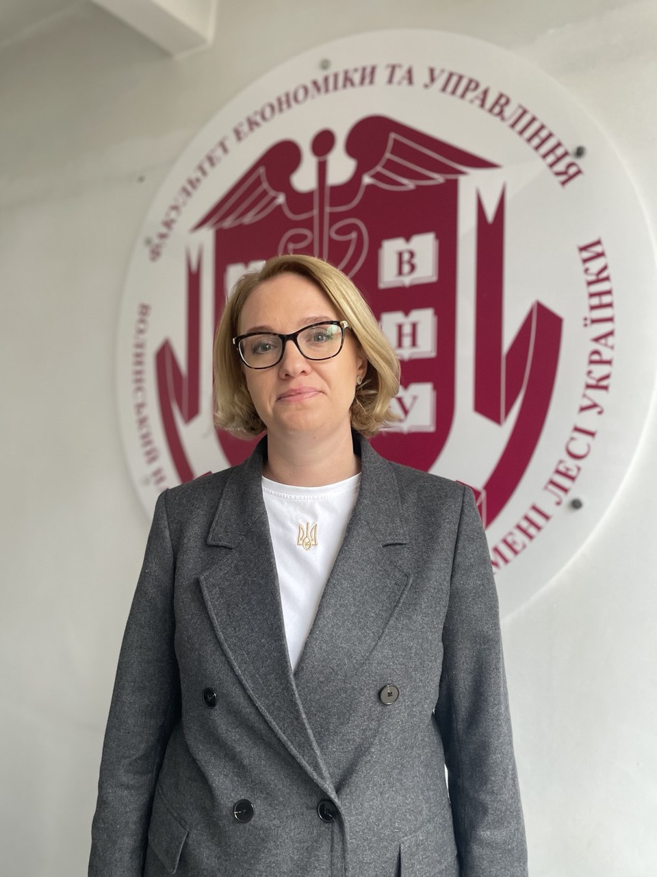 Щиро вітаємо доцента кафедри фінансів Олену Івашко!
