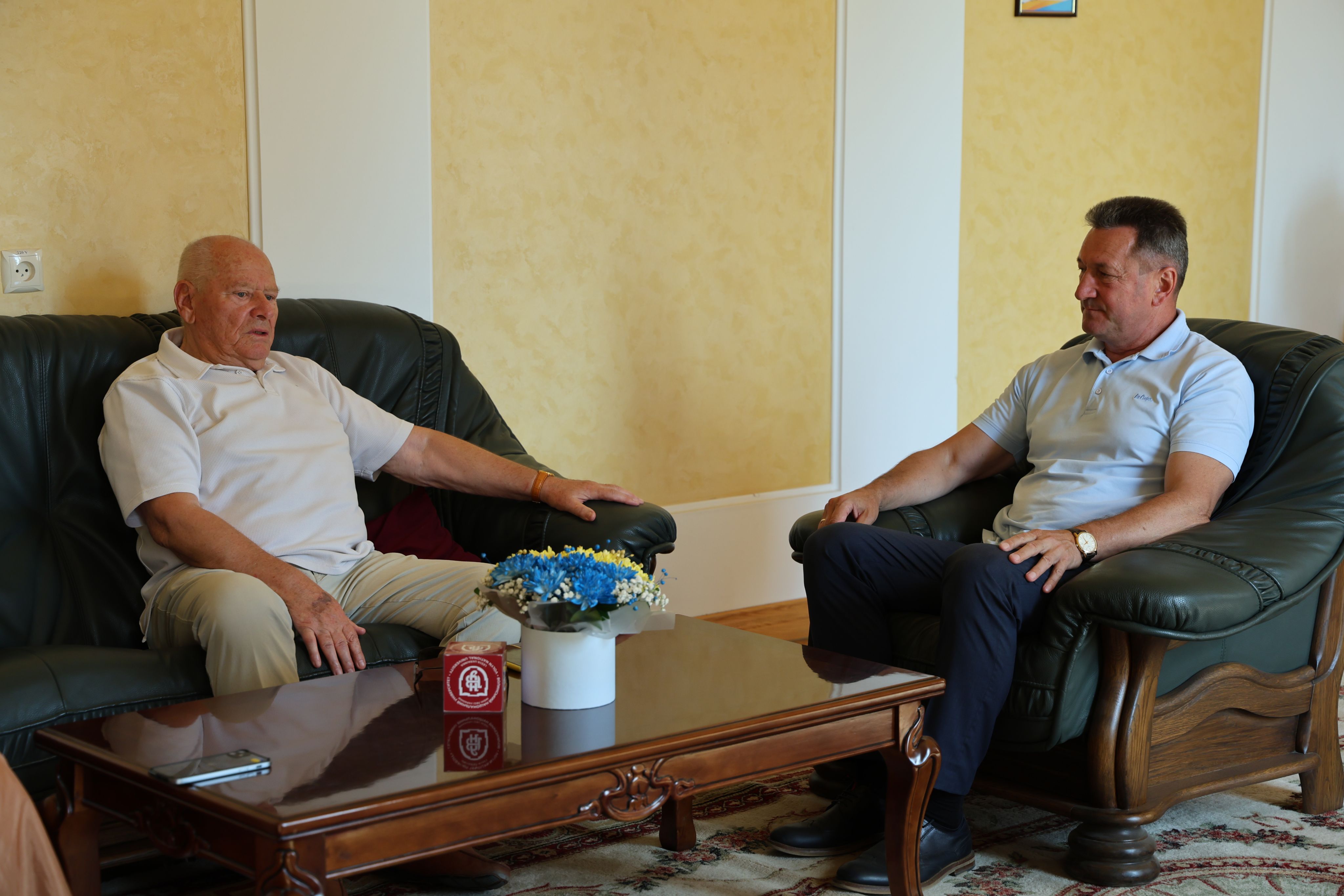 Гість Університету – Микола Жулинський