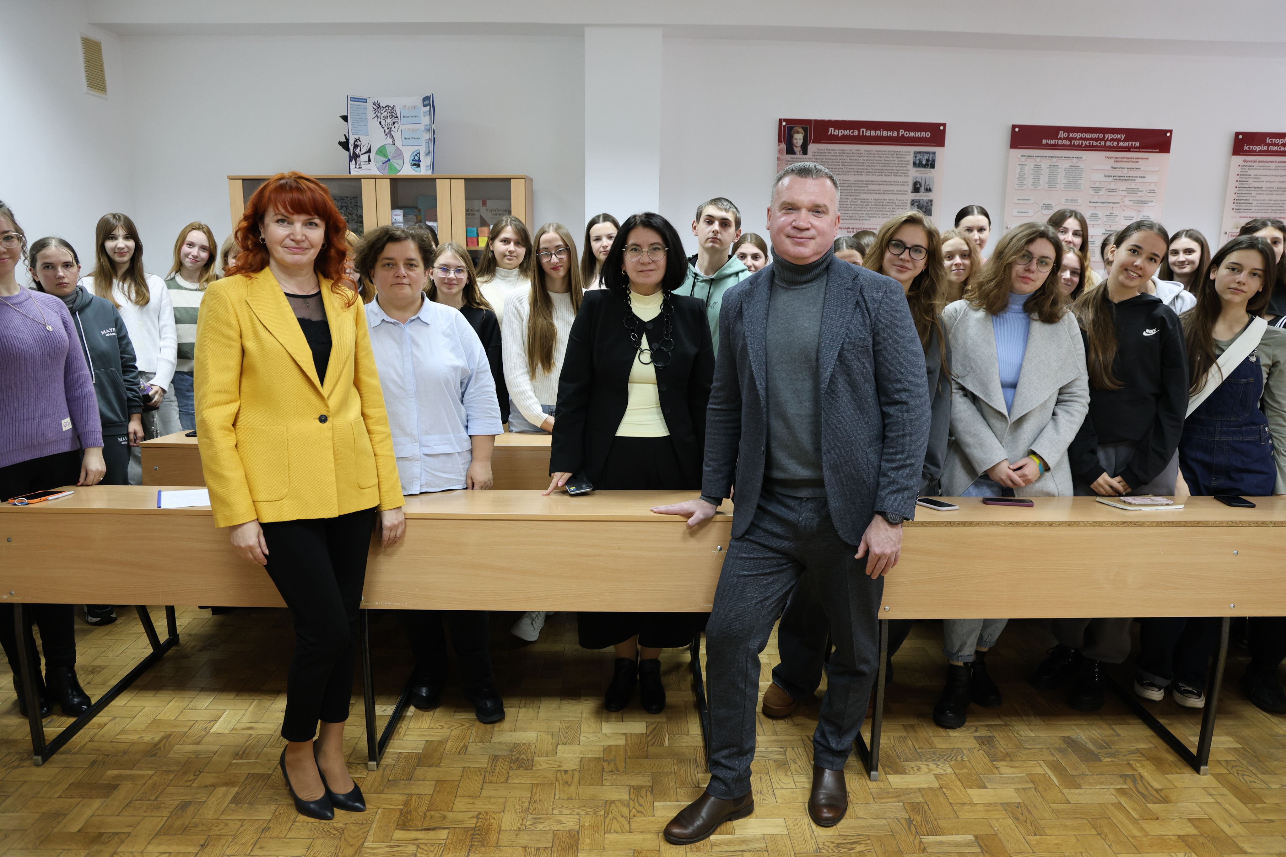 Студенти-філологи зустрілися із заступником голови Волинської ОДА Денисом Денищенком