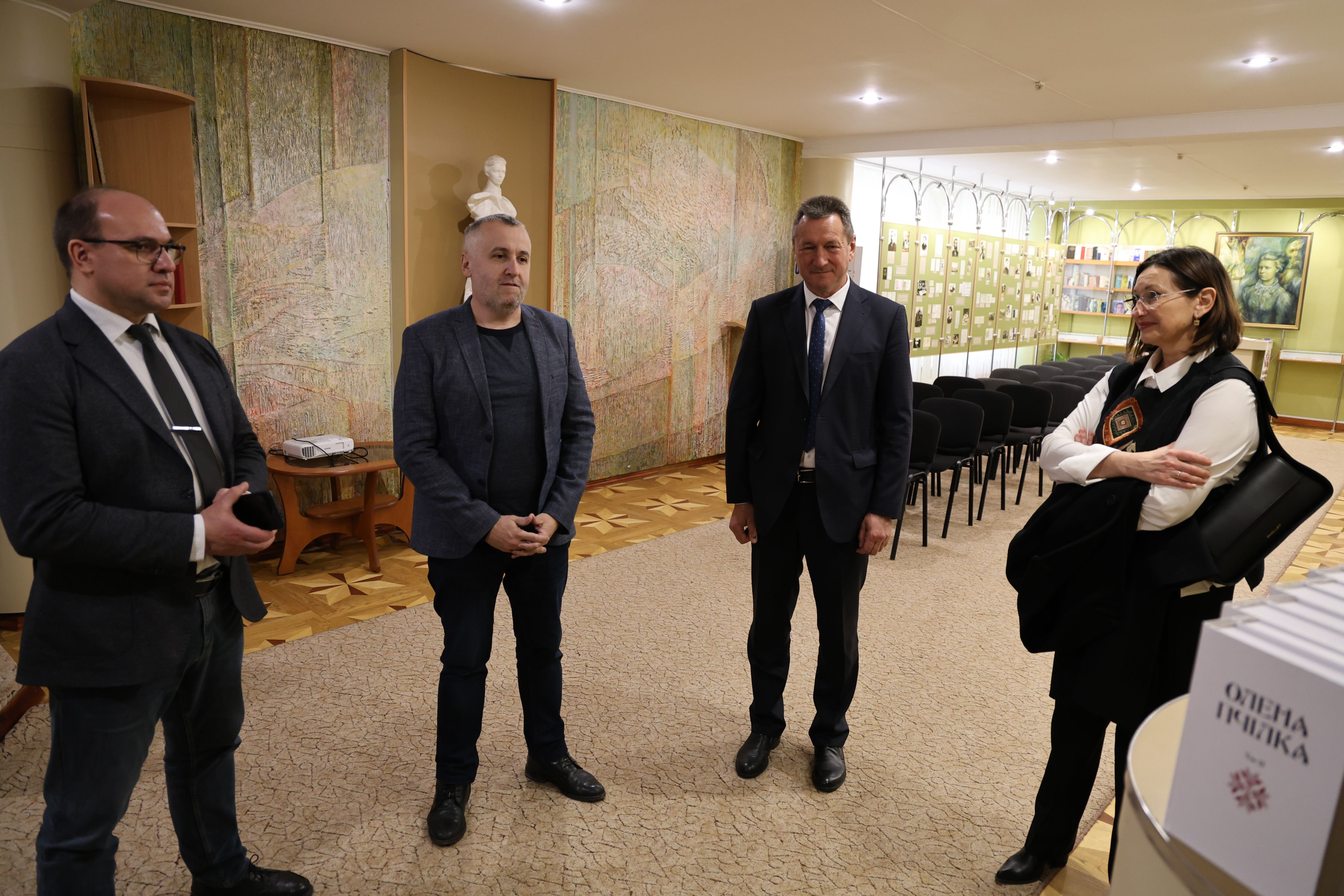 Заступник Міністра освіти і науки України Денис Курбатов відвідав ВНУ імені Лесі Українки 