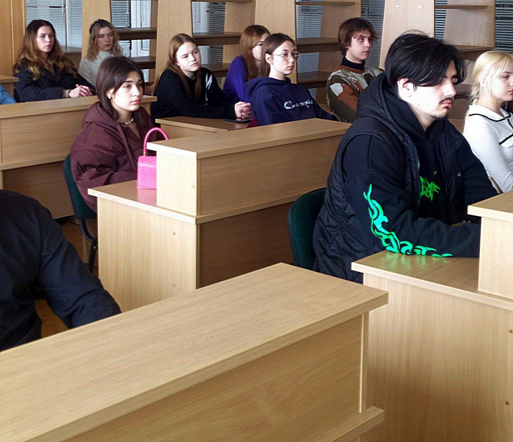 Інформація про роботу VІII Міжнародної наукової конференції  «Пріоритети германського і романського мовознавства» (13–15 червня 2014 року)