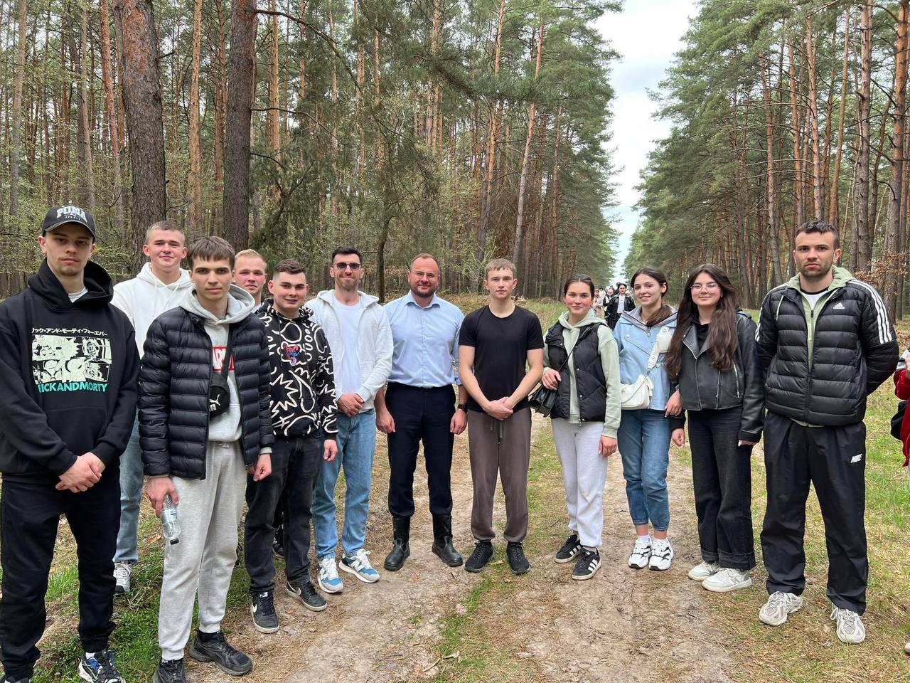 Представники Університету долучилися до висадки Лісу Героїв