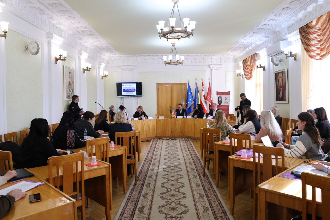 В Університеті відбувся круглий стіл до Міжнародного дня прав жінок і миру