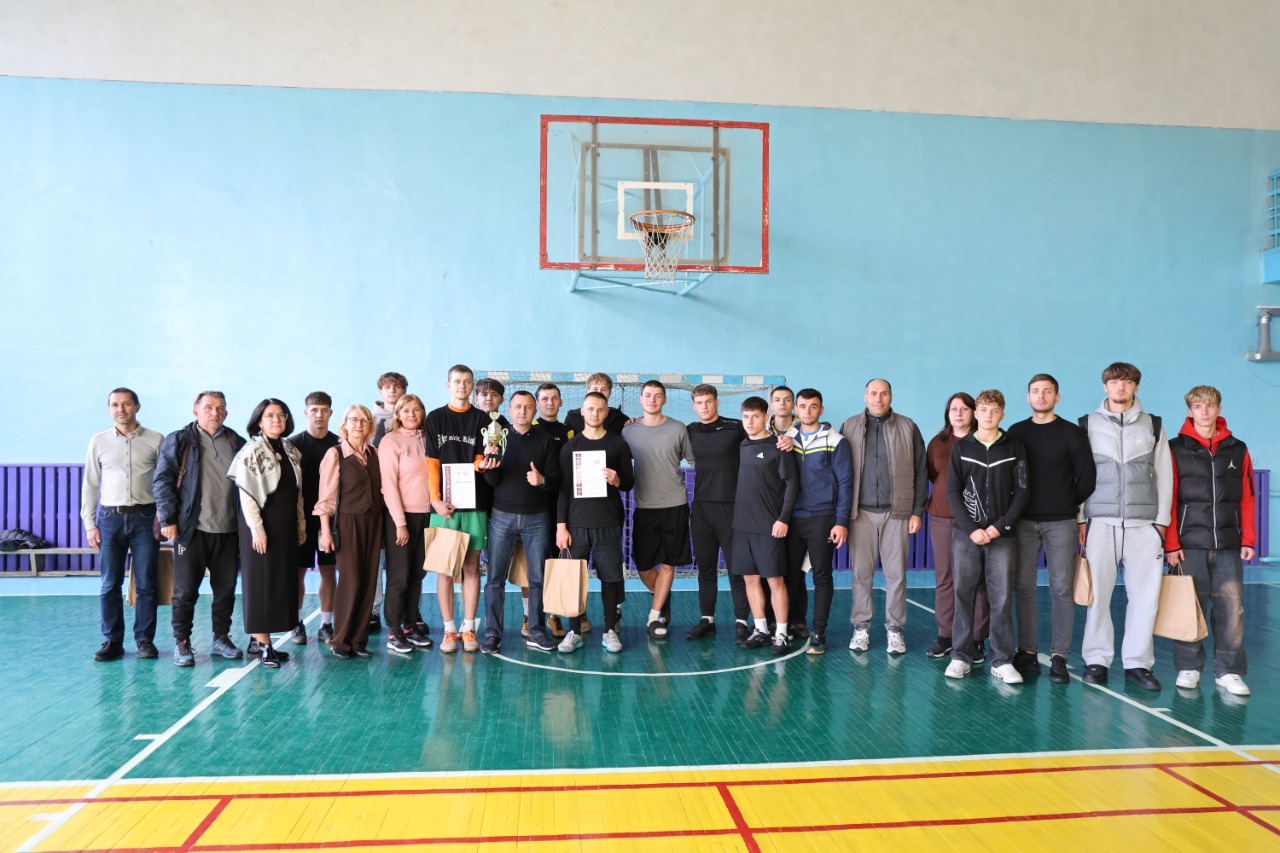 В Університеті нагородили учасників змагання із мініфутболу