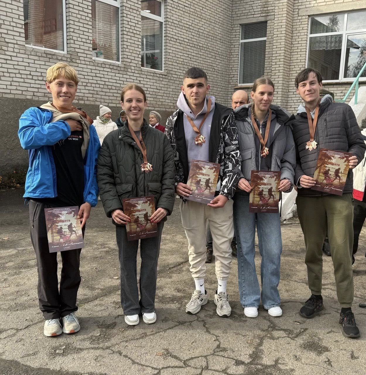 Команда ВНУ імені Лесі Українки – переможці обласних змагань «Стежками УПА»