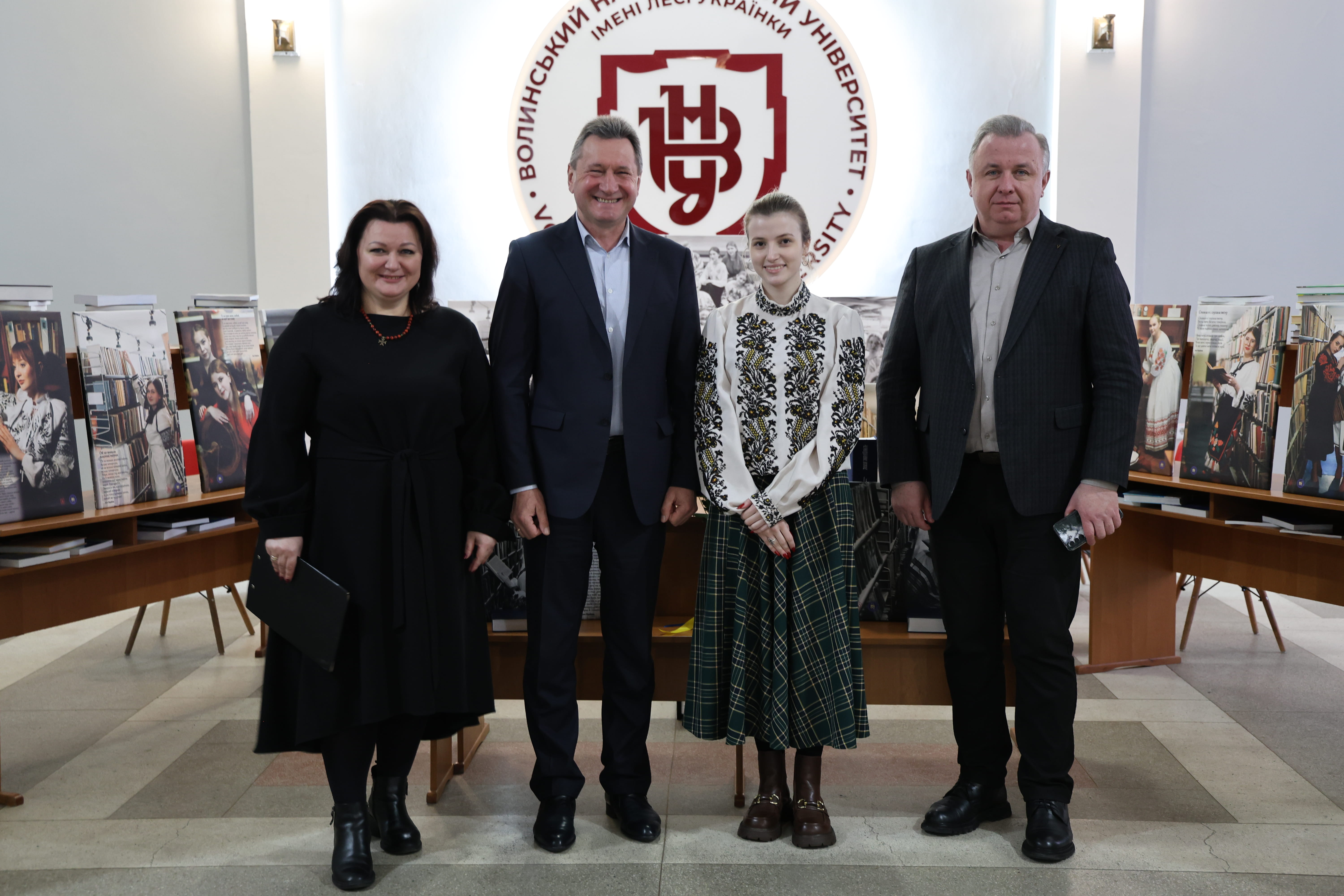 Нова генерація про Лесю Українку: студенти факультету міжнародних відносин презентували фотопроєкт