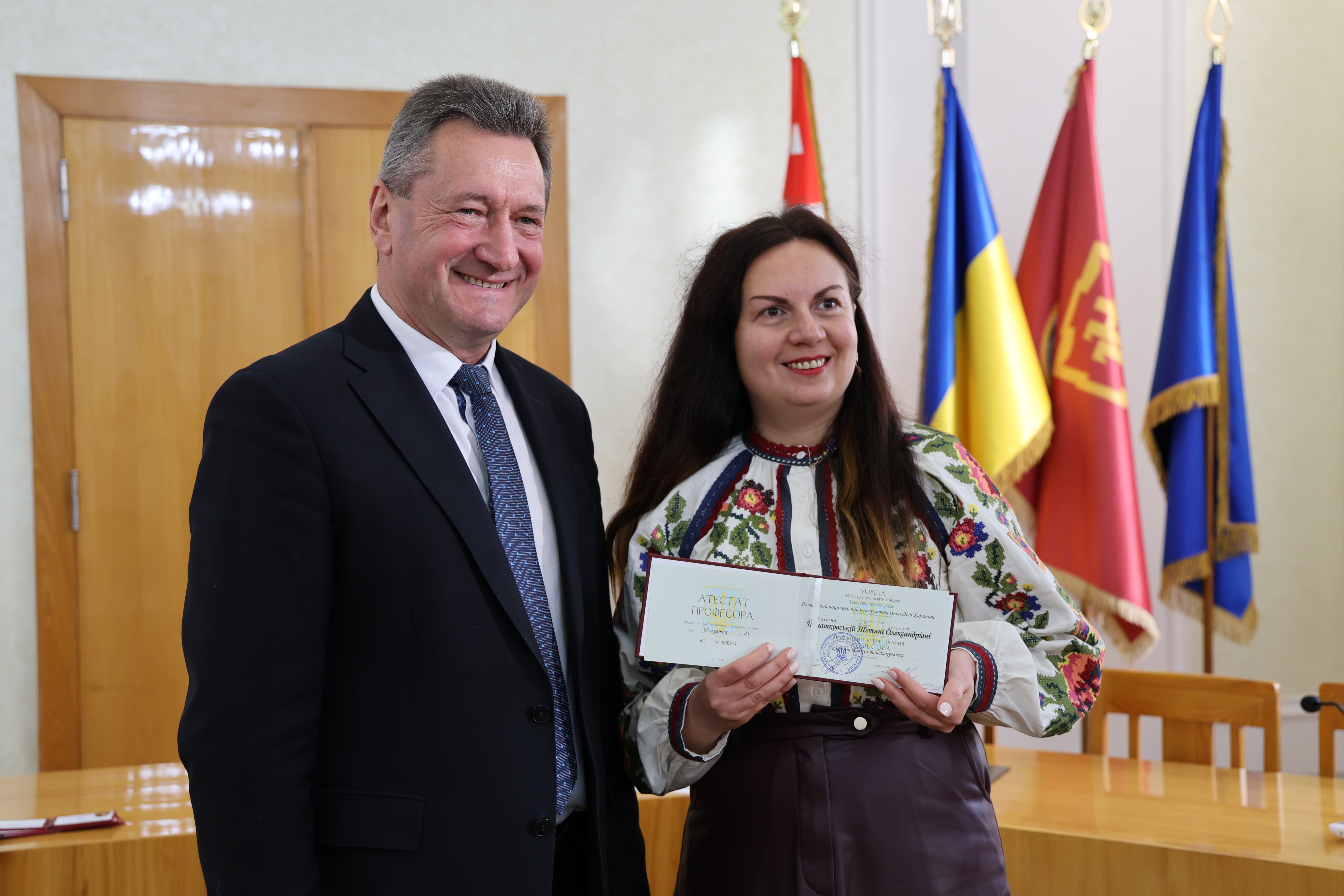 Університетська спільнота ВНУ імені Лесі Українки привітала нових професорів і докторів філософії