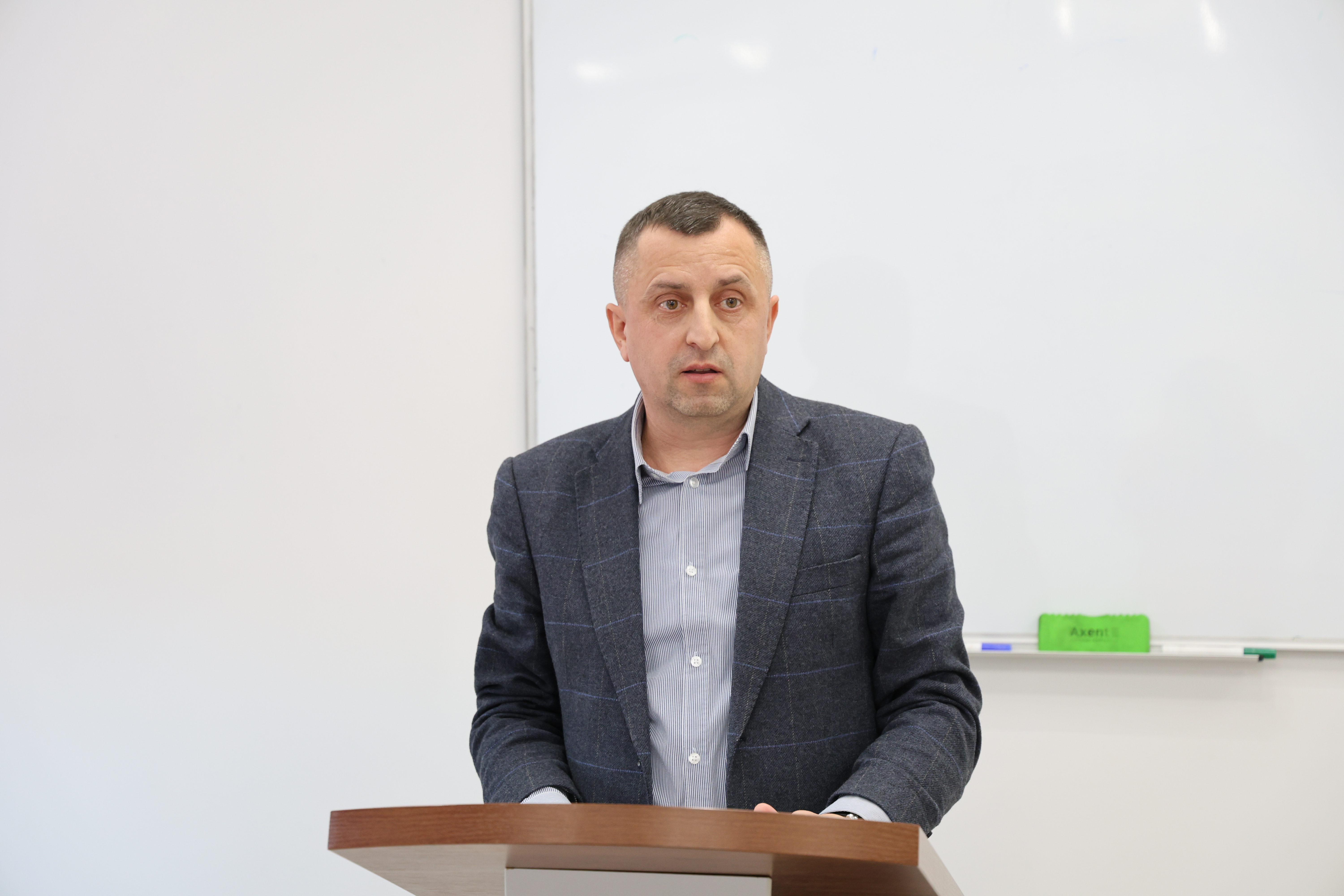 Ярослав Степанюк 