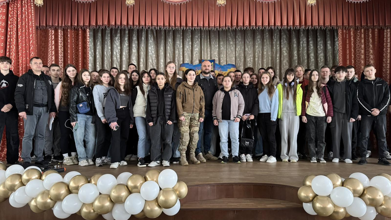 Зустріч студентів Фахового коледжу з ветеранкою війни та чемпіонкою світу Софією Подвальною