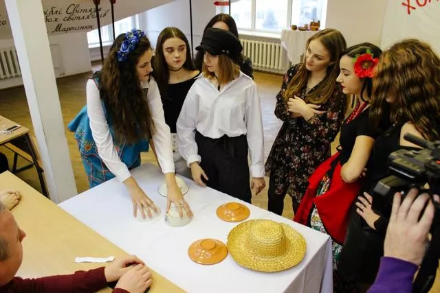 Як філологи Андріївські вечорниці відзначили