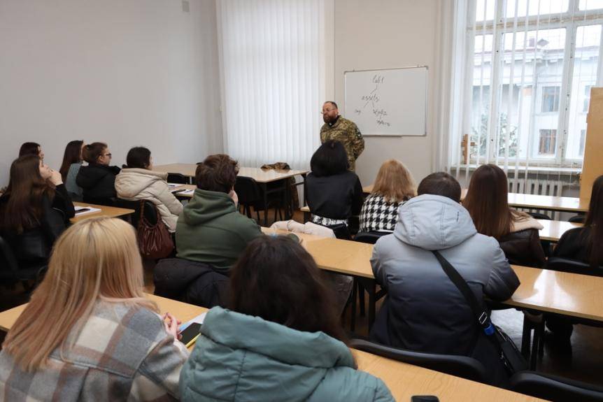 Студенти зустрілися з капеланом 14-ї ОМБр імені князя Романа Великого