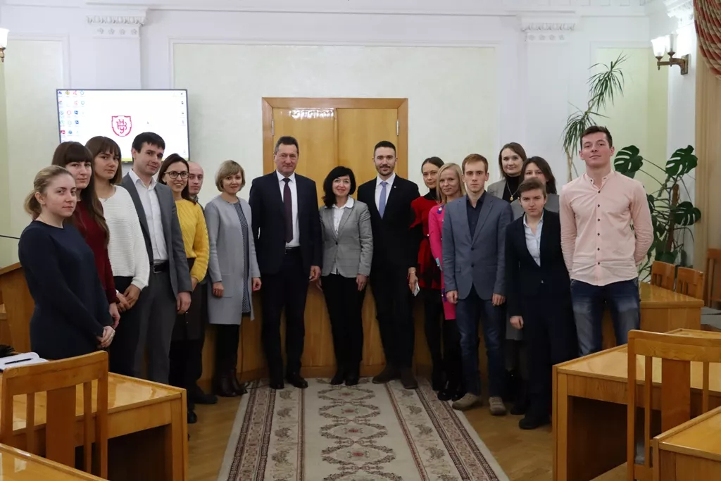 конференція