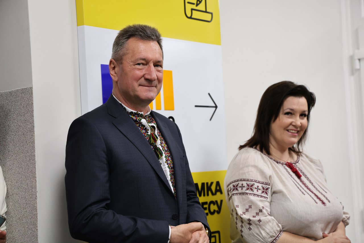 Анатолій Цьось і студенти відвідали Національний ярмарок вакансій