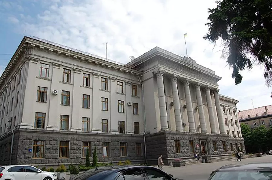 Університет надаватиме грошову допомогу випускникам, які працевлаштуються у загальноосвітніх і професійно-технічних навчальних закладах