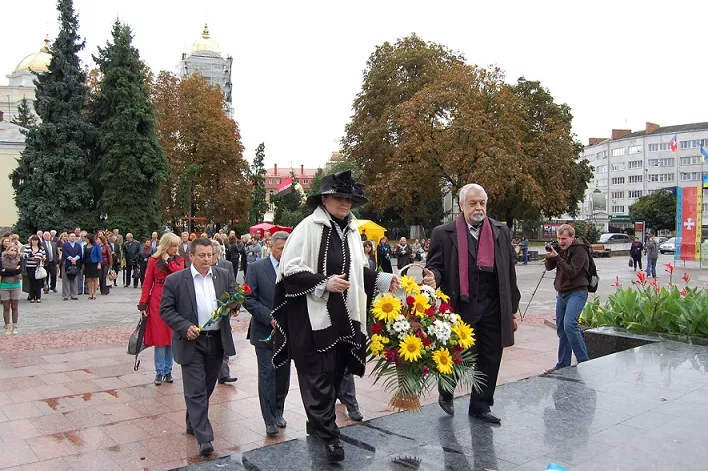 Конкурс професійних читців імені Лесі Українки: віднині – на Волині