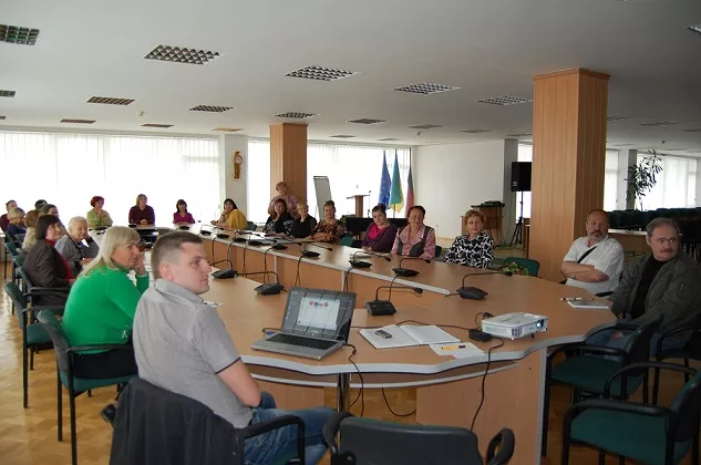 Неформальне спілкування